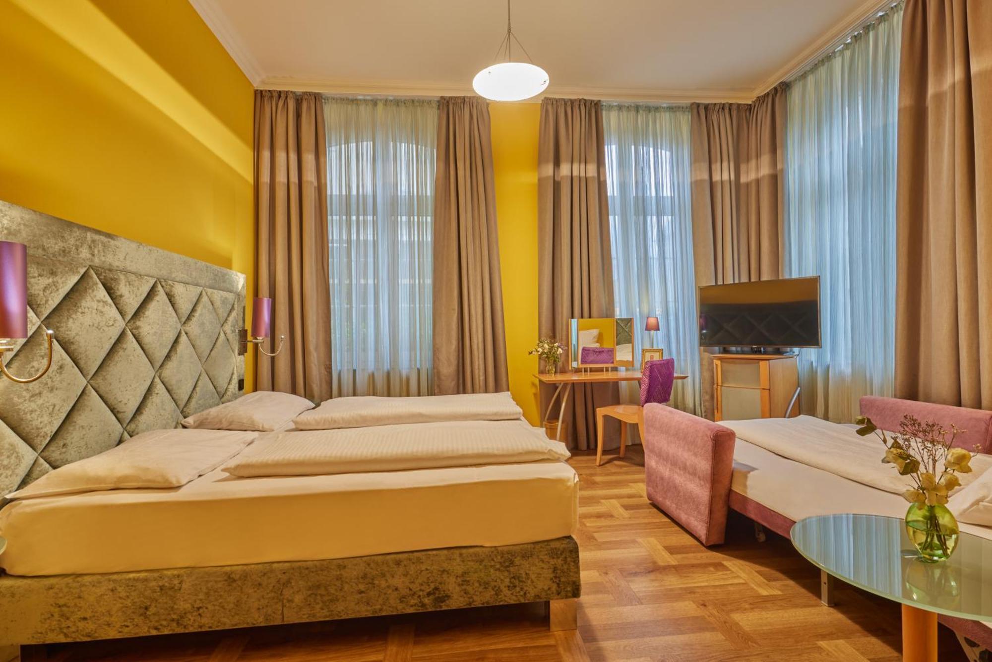 Classic Hotel Harmonie Cologne Exterior photo